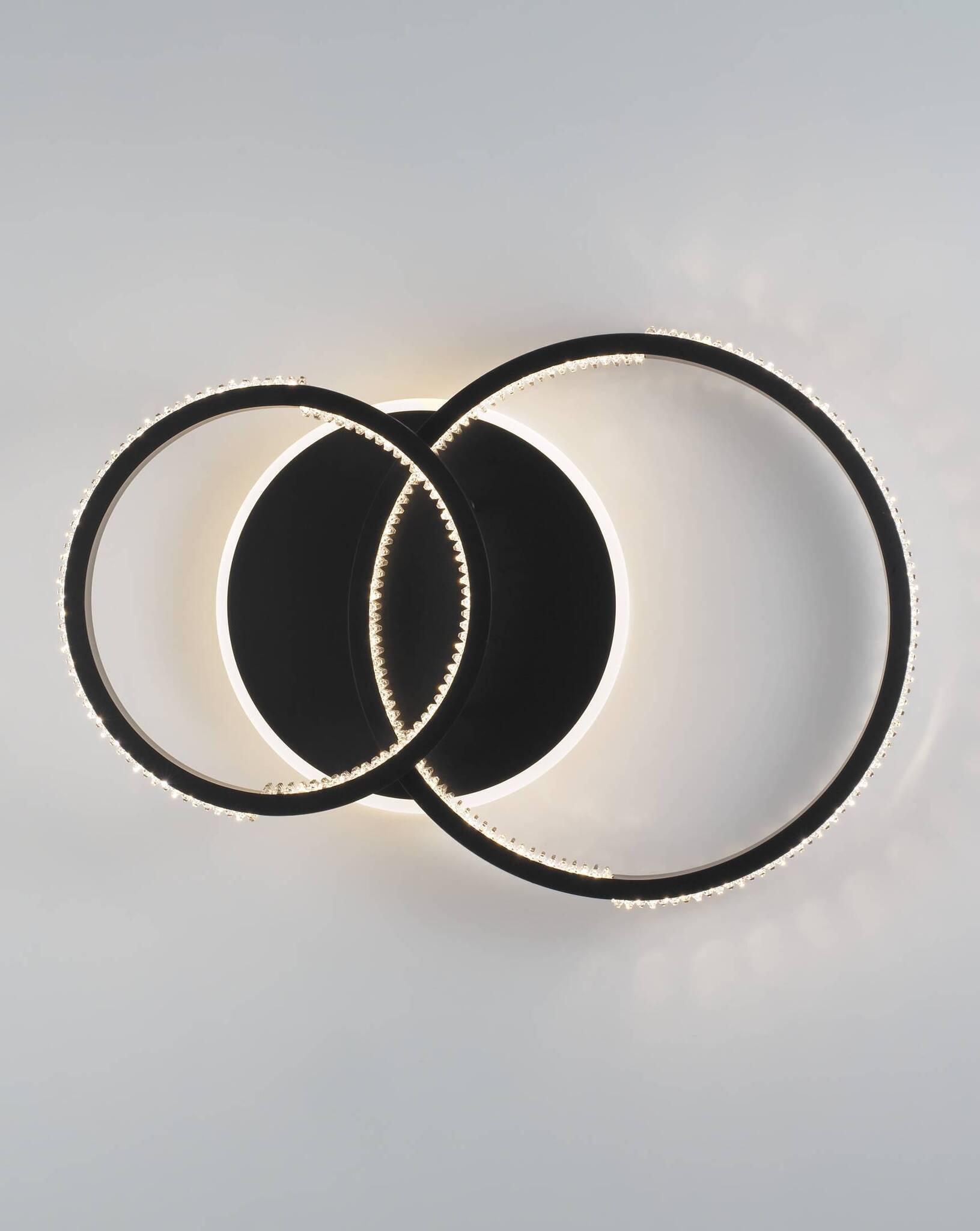 Светодиодная потолочная люстра с пультом Moderli V2891-CL Novas LED 120W