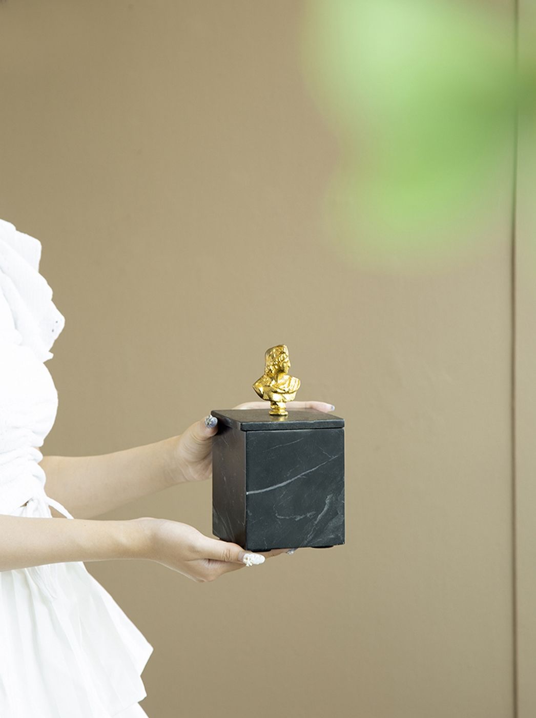 Шкатулка из черного мрамора Glasar 78028-DS