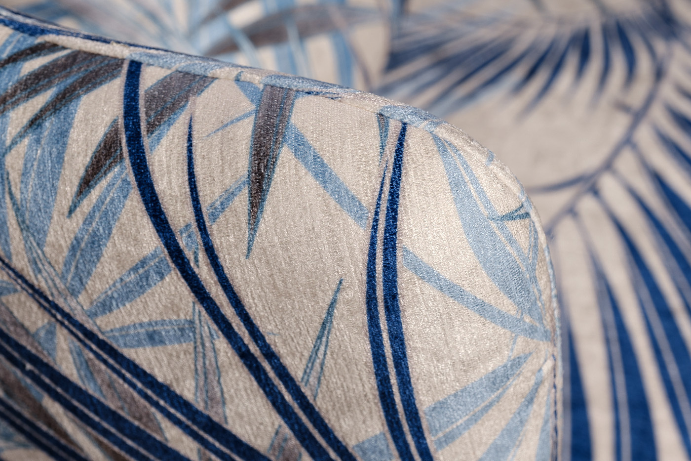 Кресло Verona вращающееся шенил принт "Листья"/золото Garda Decor VERONA-3K-ПРИНТЛИСТЬЯ-016001