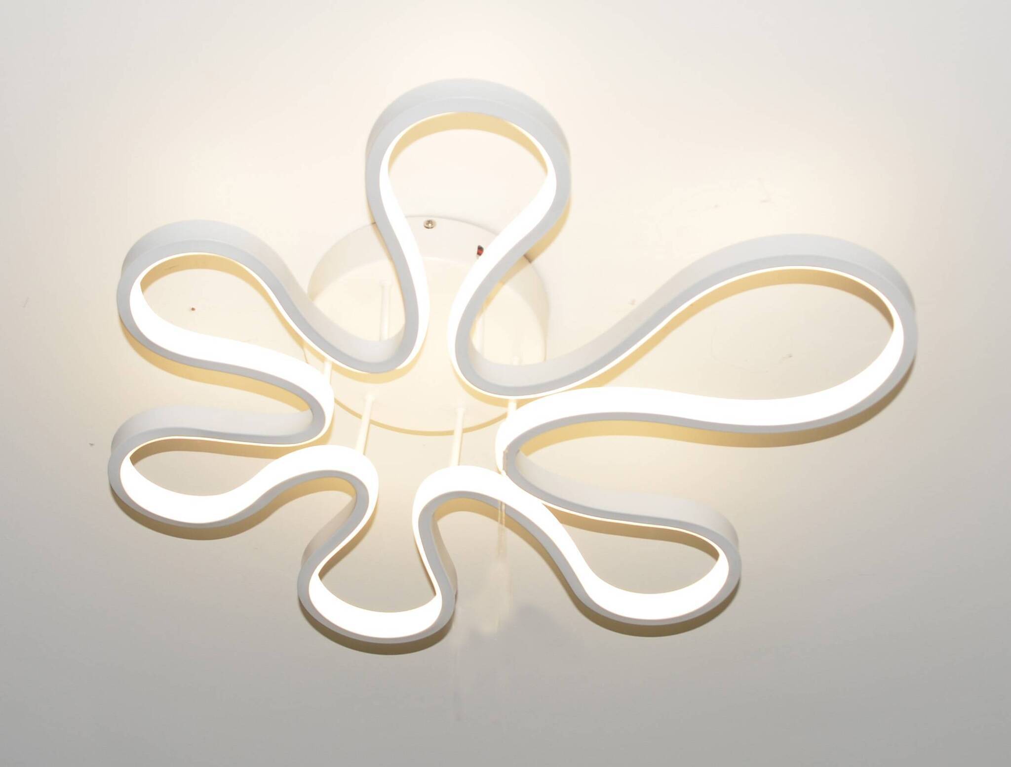 Светодиодная потолочная люстра с пультом Moderli V2740-CL Cosa LED 120W