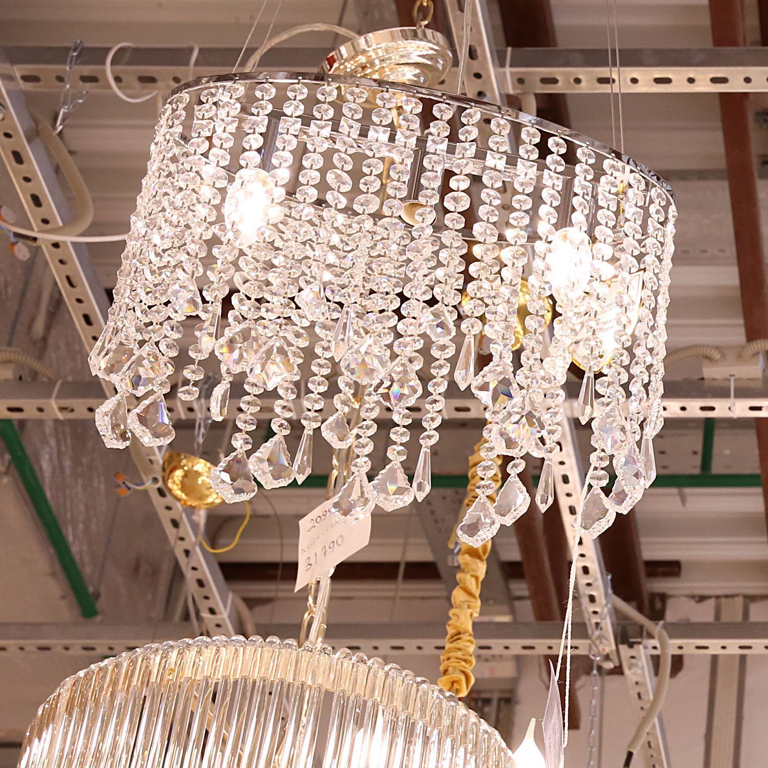 Люстра Favourite 1692-3P