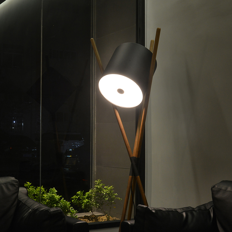 Торшер SHIFT LAMP Light Brown Black by ImperiumLoft