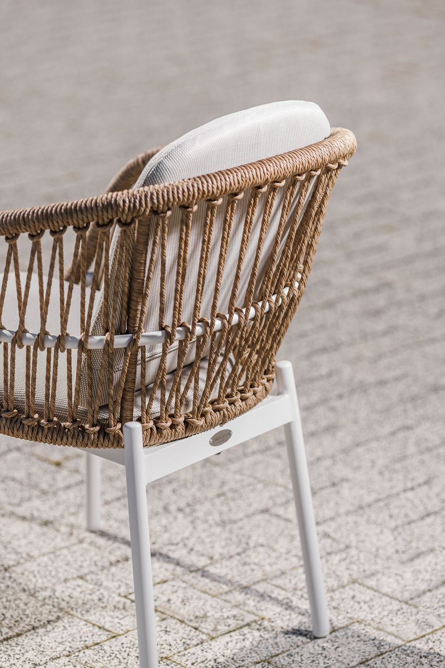 Кресло уличное "Бари" белое Garda Decor 39AR-KRES-419