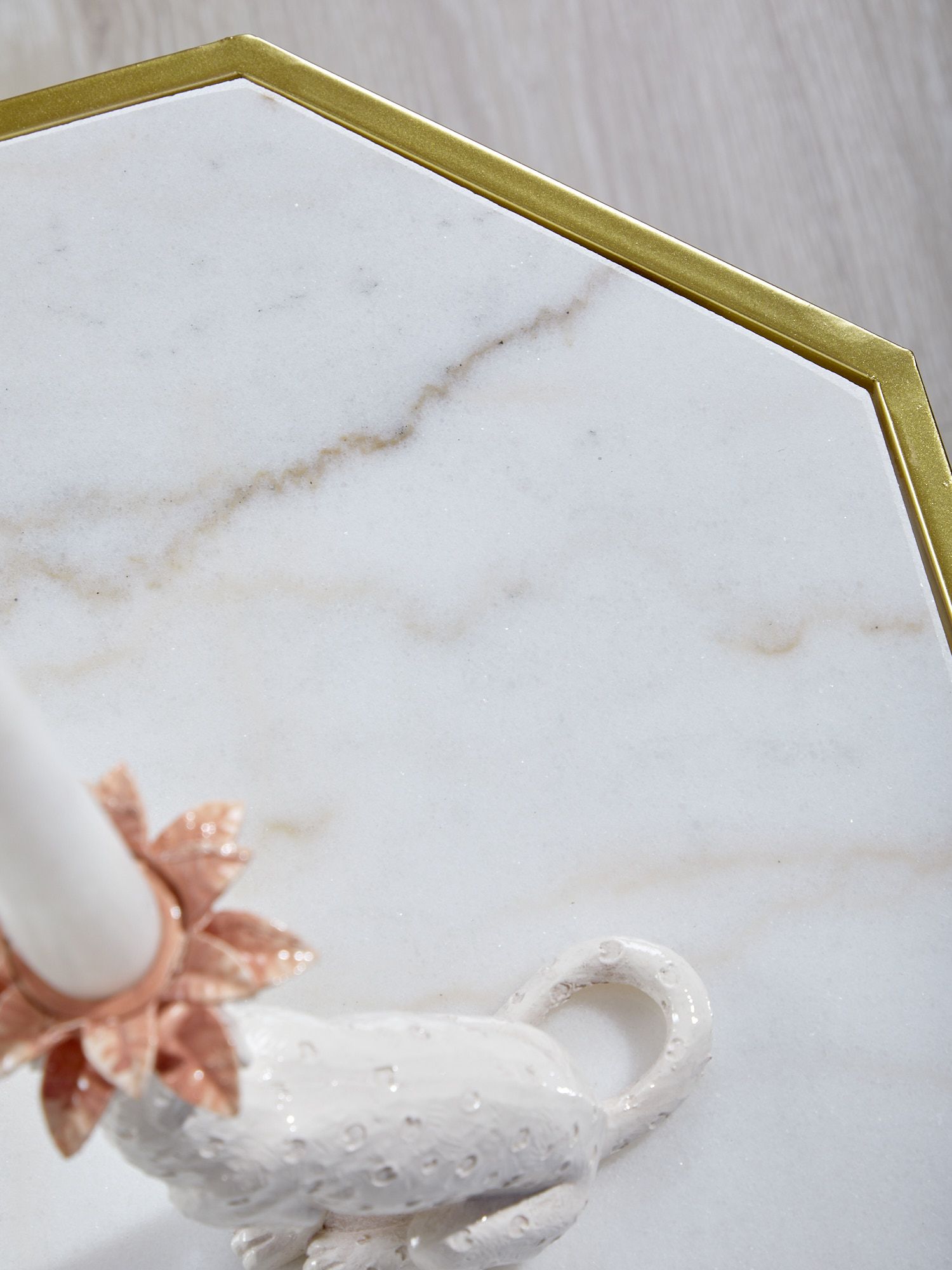 Столики интерьерные с белым мрамором, набор Glasar 54-100/099