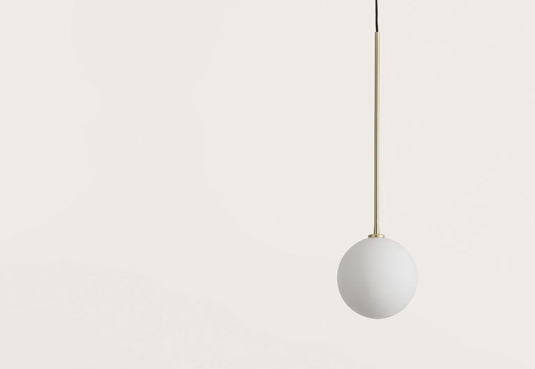 Подвесной светильник Ball латунный Aromas del Campo