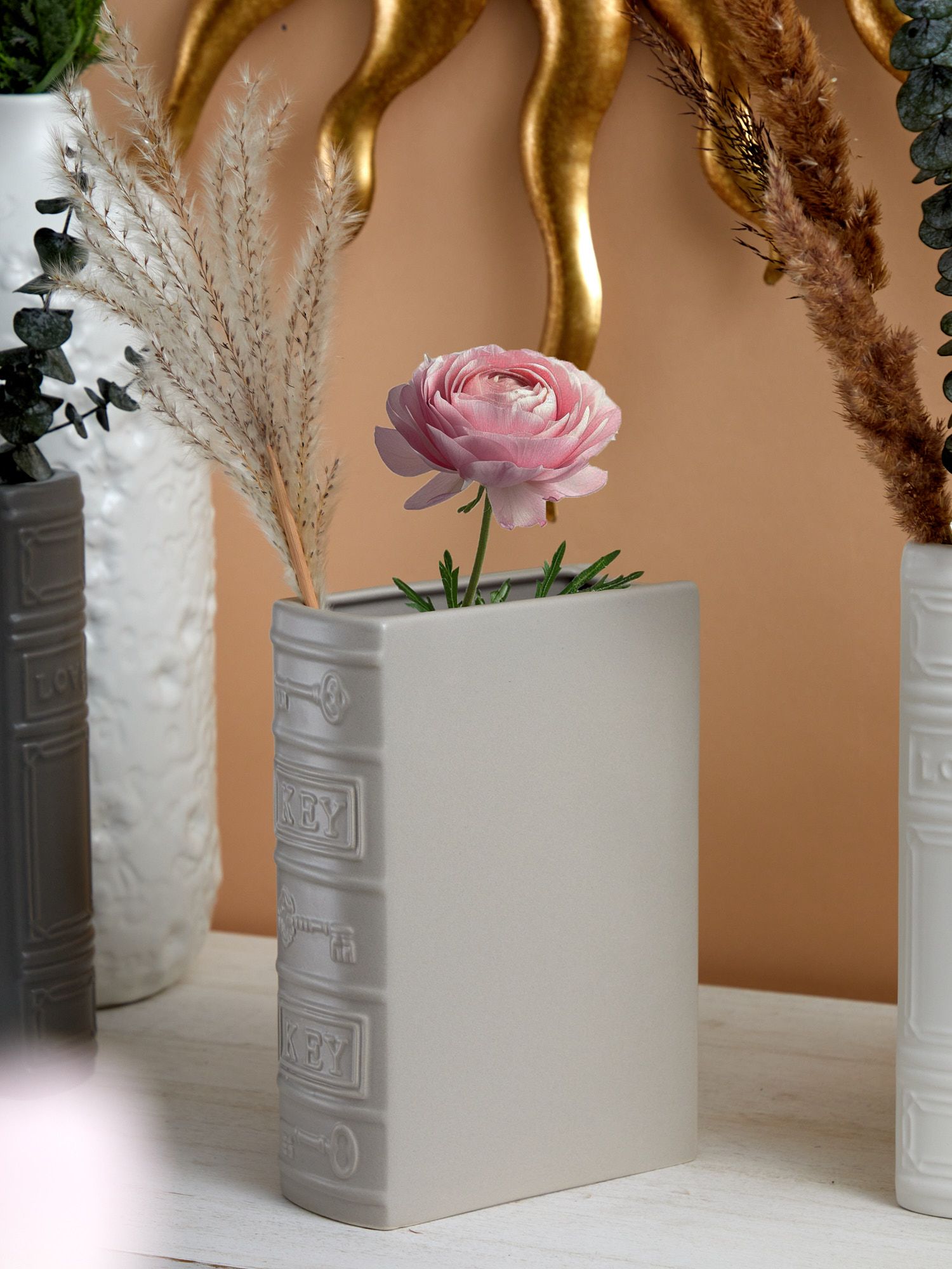 Ваза в виде книги Glasar 68-031