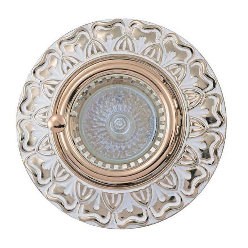 Встраиваемый светильник L'Arte Luce Aversa L11851.49