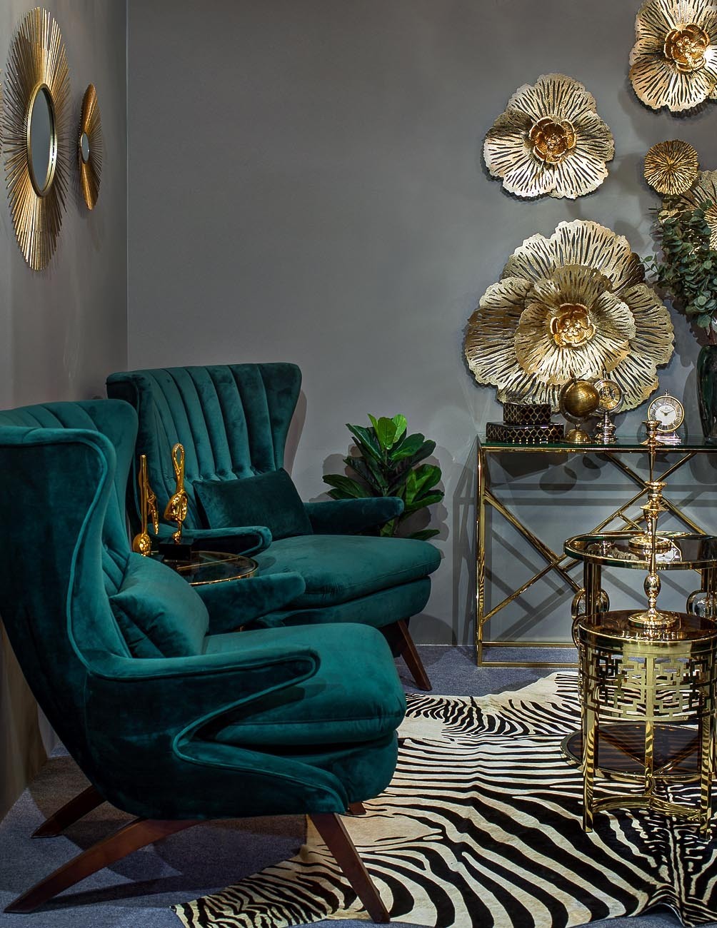 Кресло зеленое велюровое Garda Decor DY-733