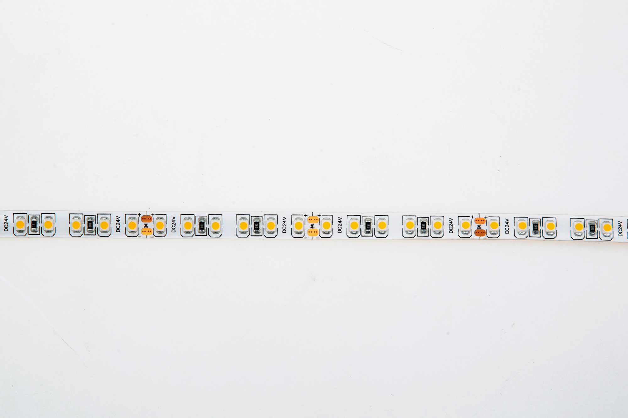 Светодиодная лента Donolux DN18381WWRA95IP65