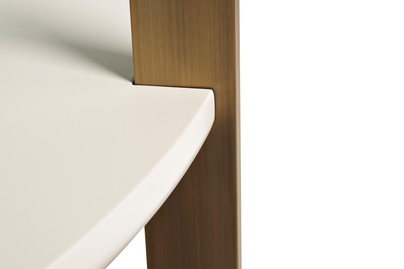 Стол журнальный круглый Bel Air Garda Decor 58DB-CT19263A