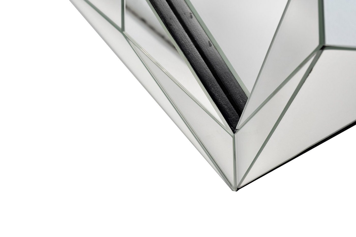 Зеркало в объемной раме абстрактной формы Garda Decor 19-OA-9104