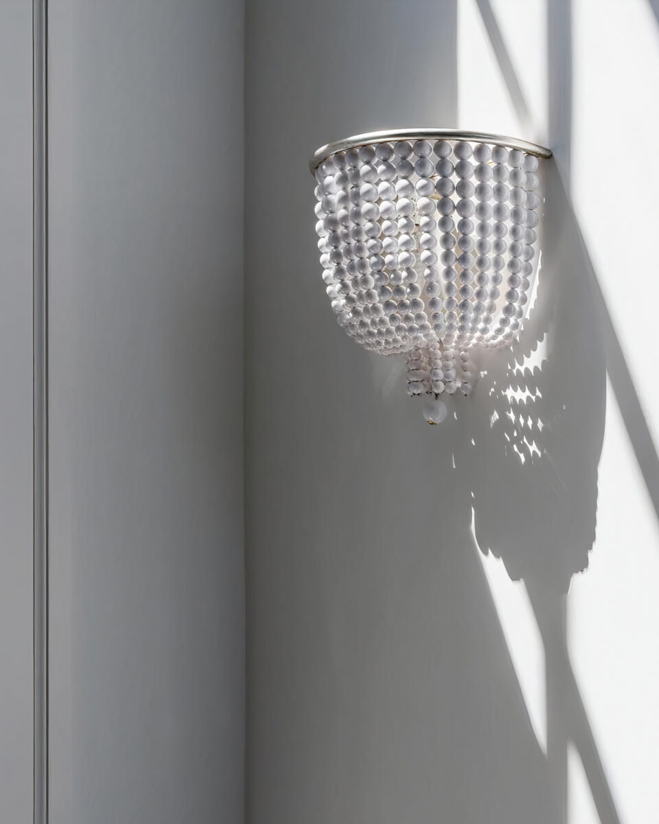 Серебряный настенный светильник Бувье Louvre Home JJ10655-1WB