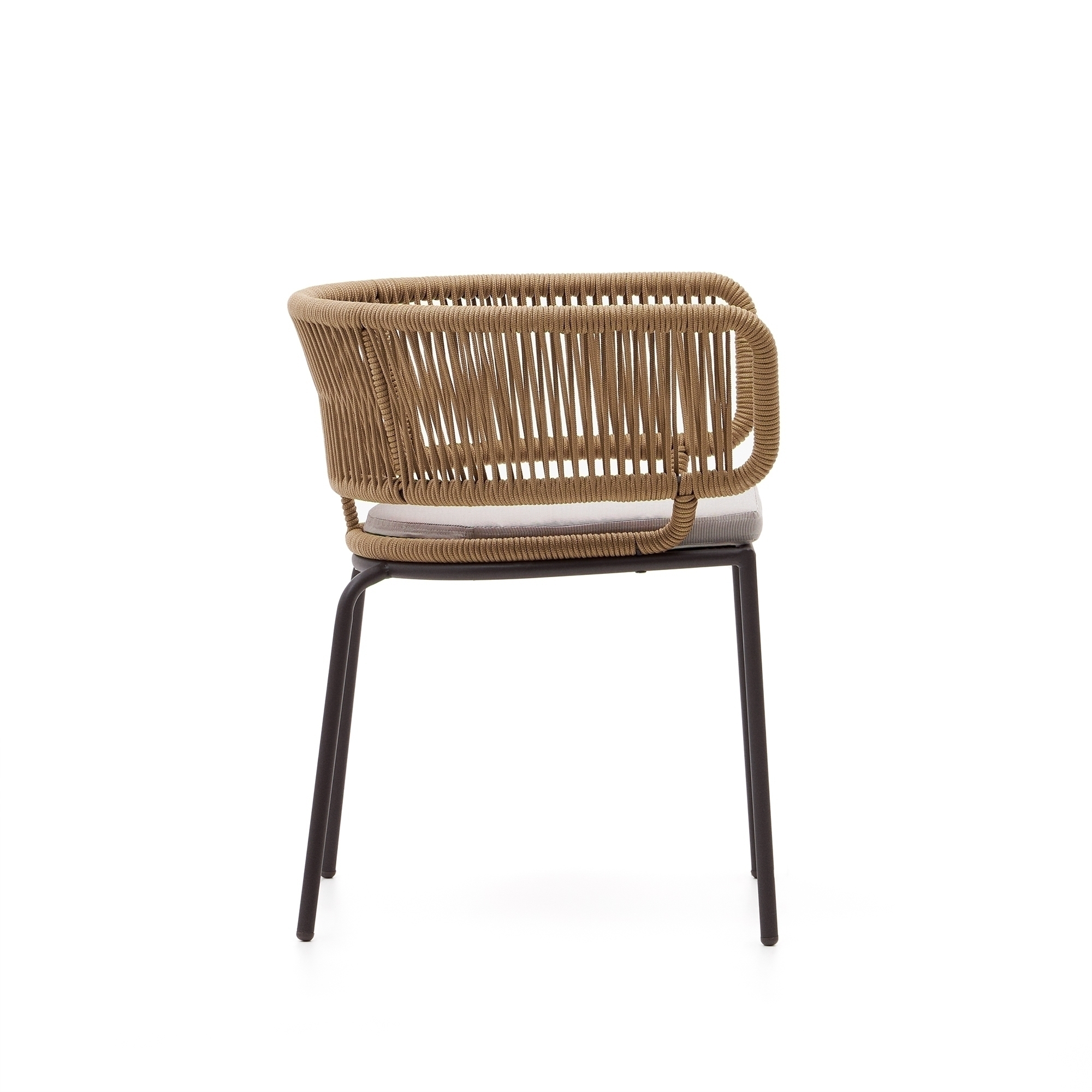 Стул Nadin из бежевого шнура с ножками из оцинкованной стали La Forma (ex Julia Grup)