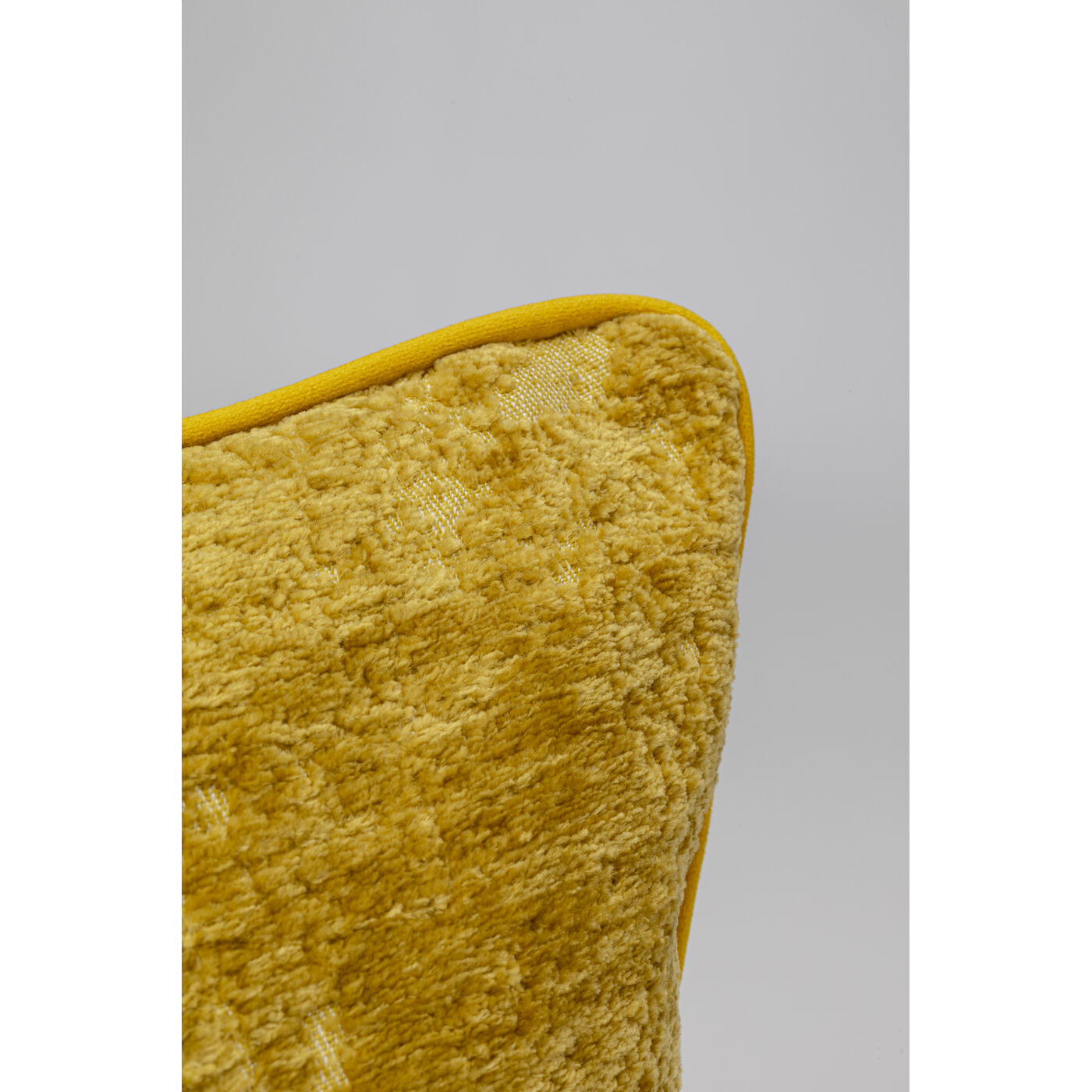 Подушка Royal Mustard Yellow 45x45cm KARE 57958