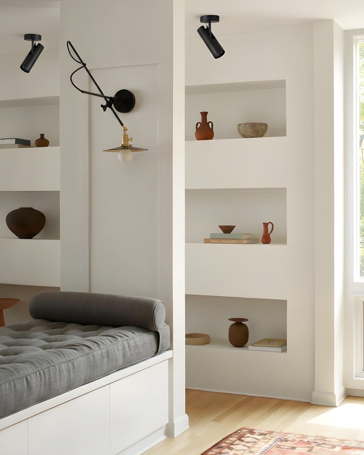 Черный потолочный светильник Нокс Louvre Home P7853PB