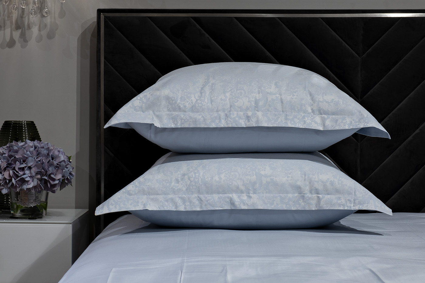 Комплект постельного белья Илария голубой с наволочками Garda Decor 130HB-00032