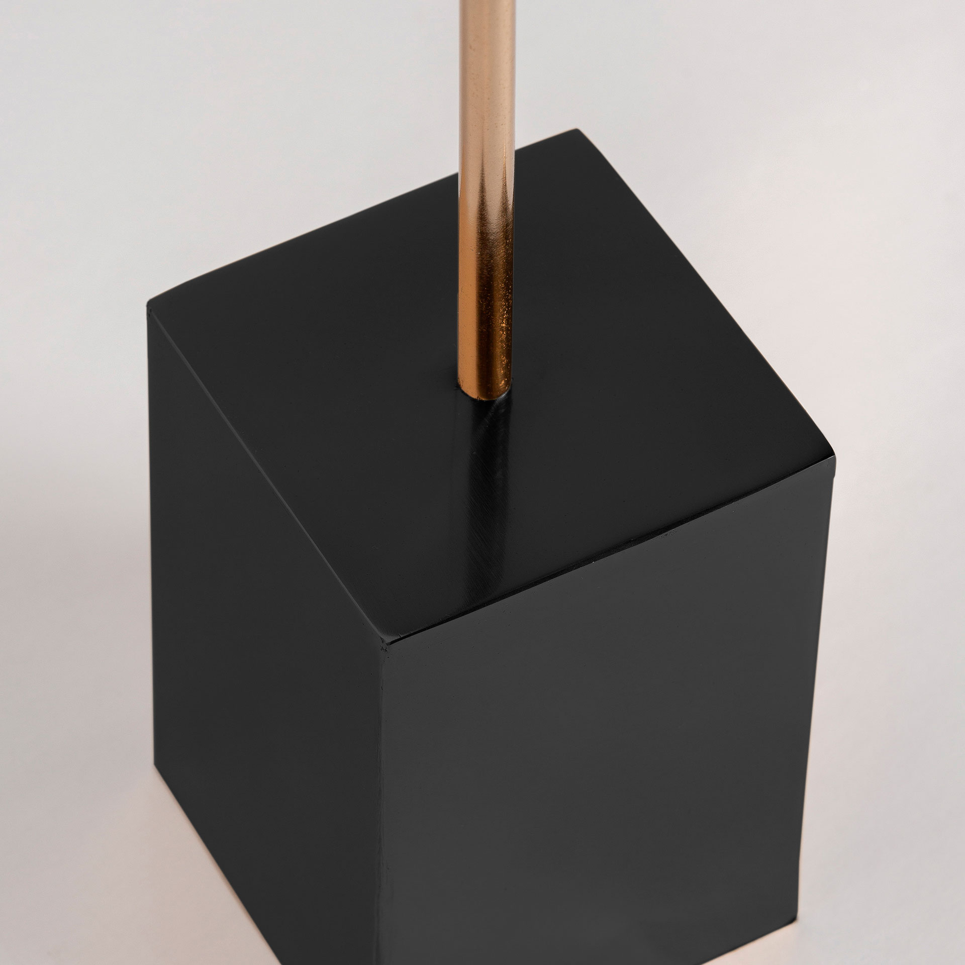 Декоративная фигура MAB 32060 Vical