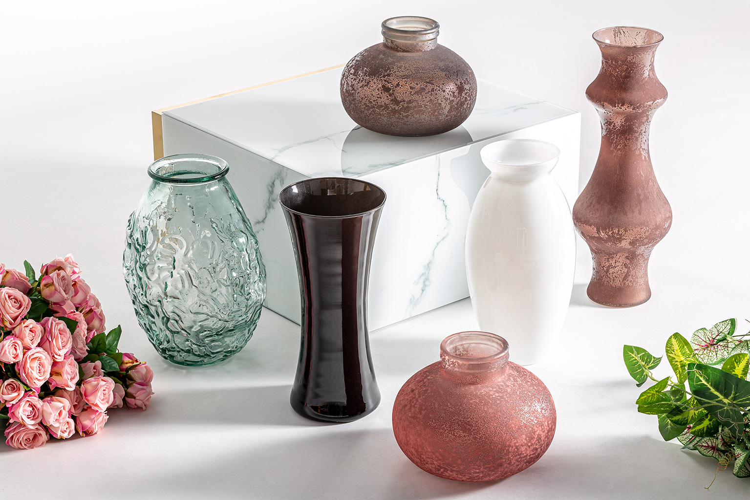 Ваза Donet 31538 белая Vical