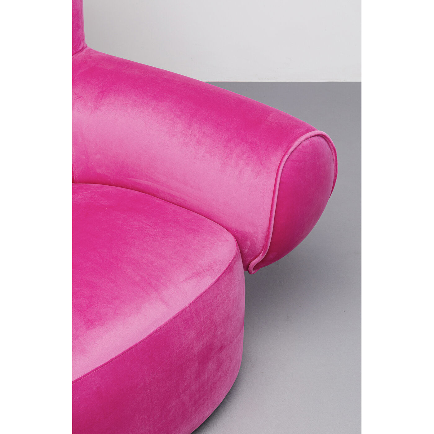 Кресло Sweep Pink KARE 87584