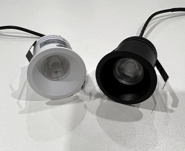 Встраиваемый светильник ITALLINE DL 3027 white