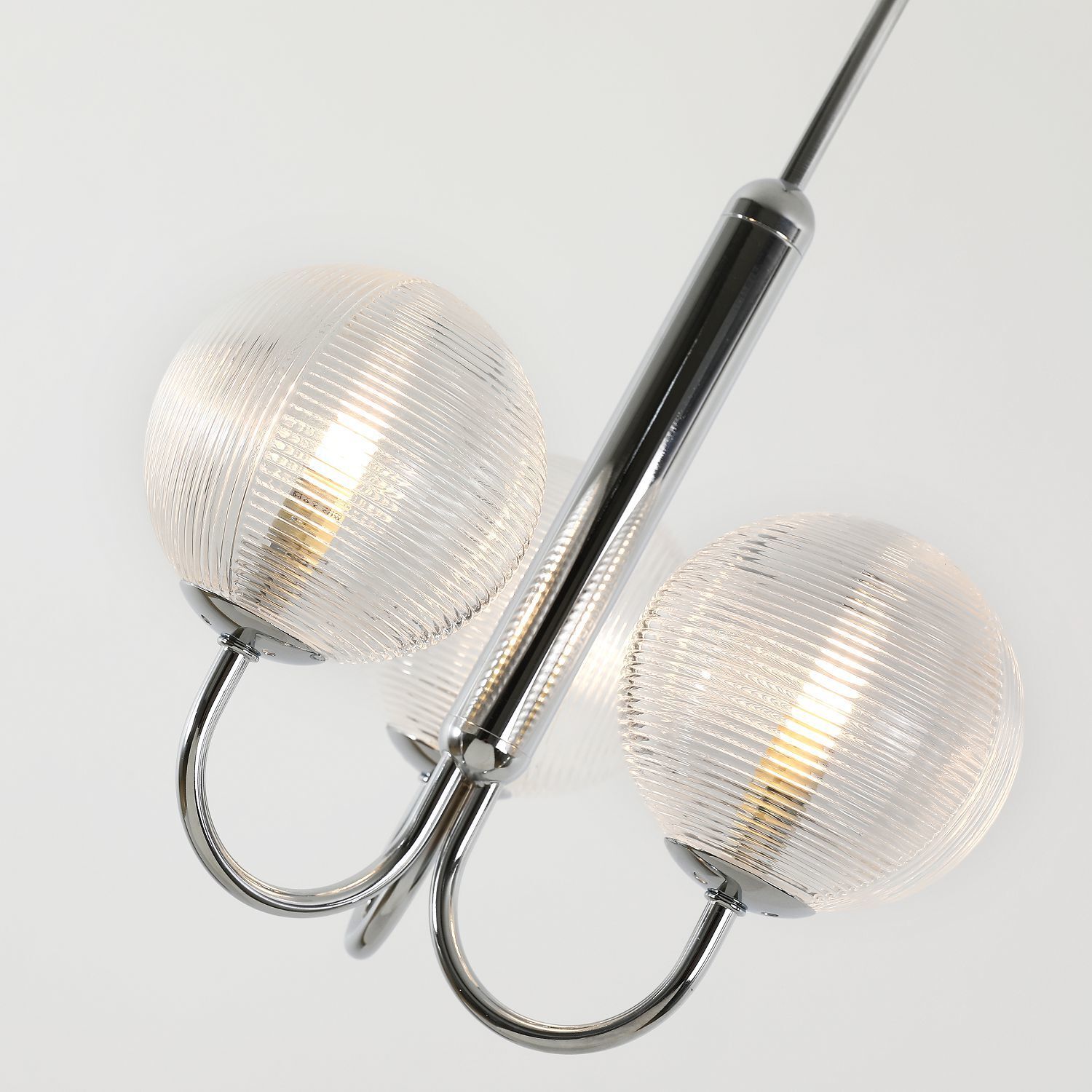 Люстра Favourite 2724-3P