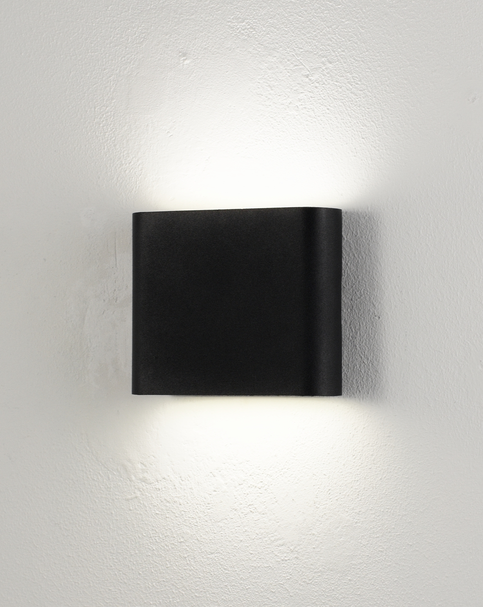 Светодиодный настенный светильник Moderli V1851-WL Piene LED*4W