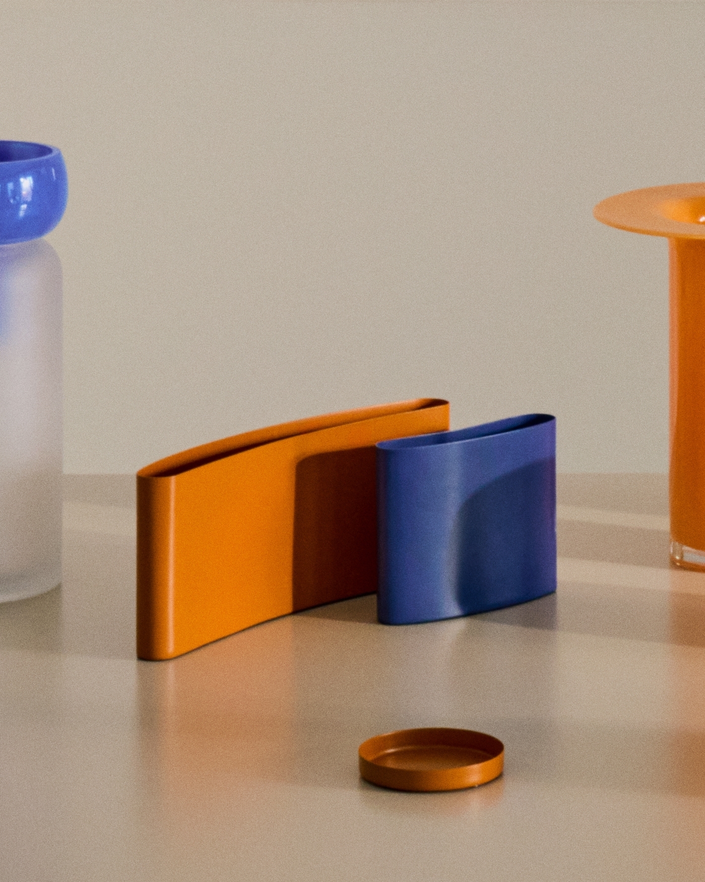 Подсвечник железный оранжевый Mistra La Forma (ex Julia Grup)