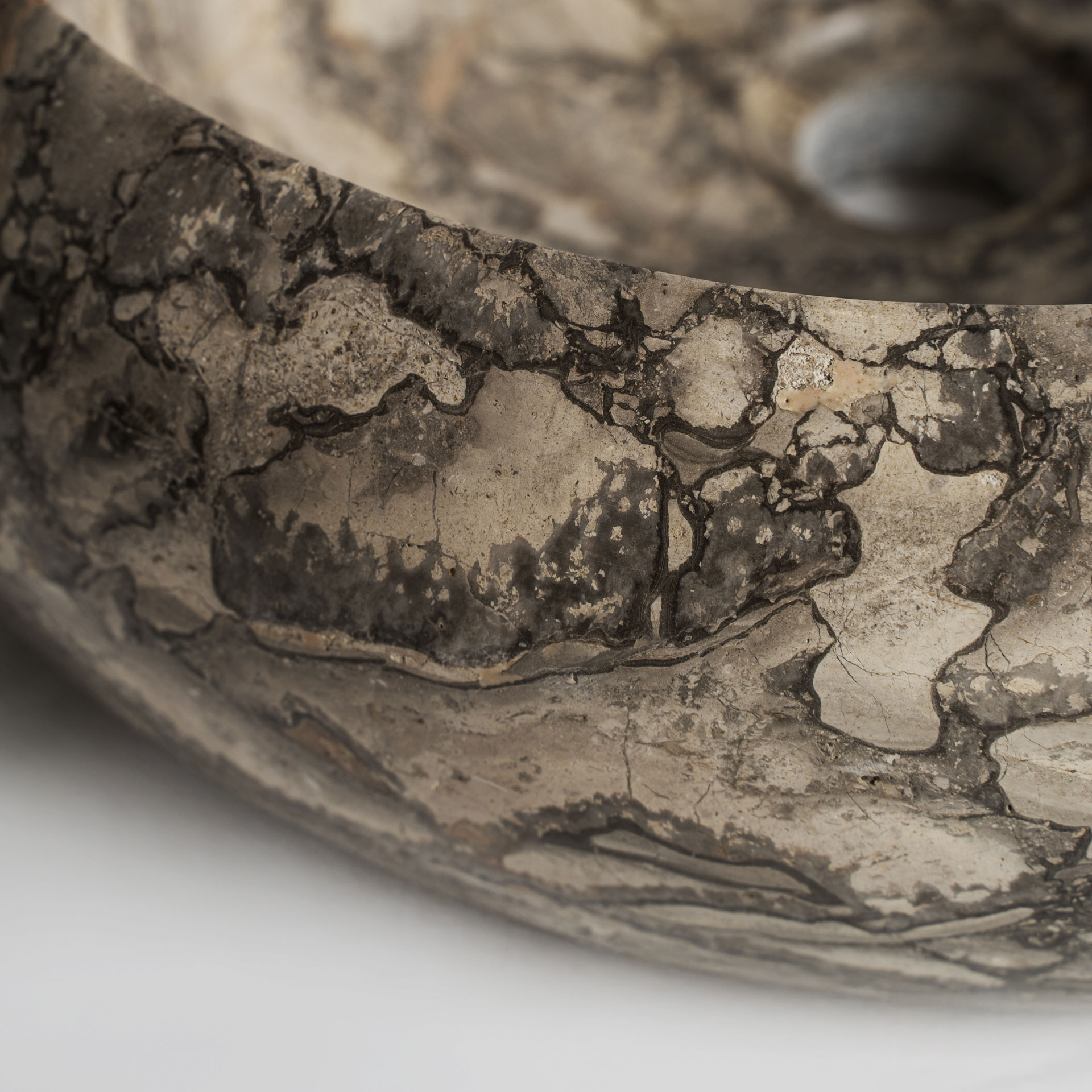 Раковина Iris Vical