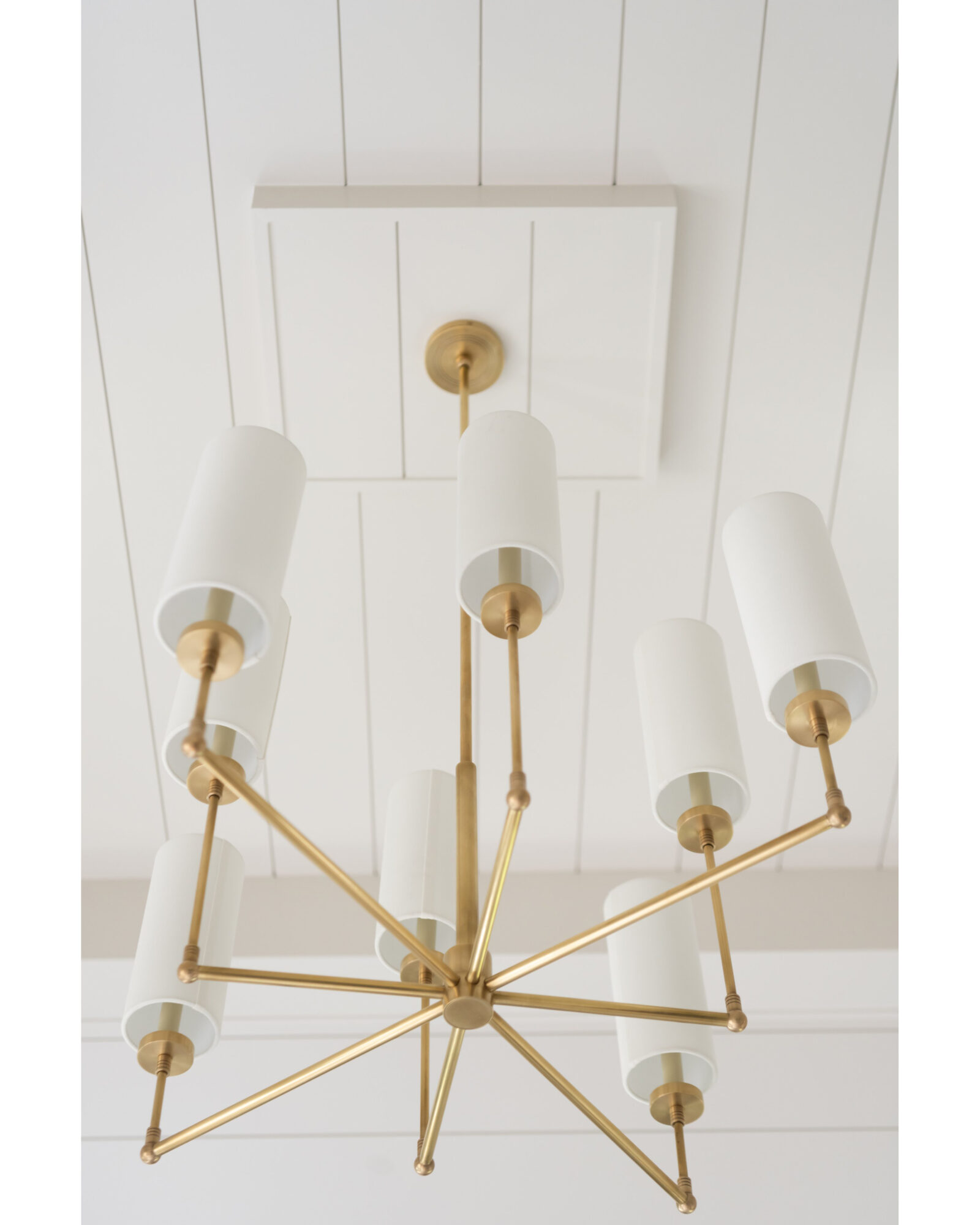 Золотая люстра Новара Louvre Home P7702PA