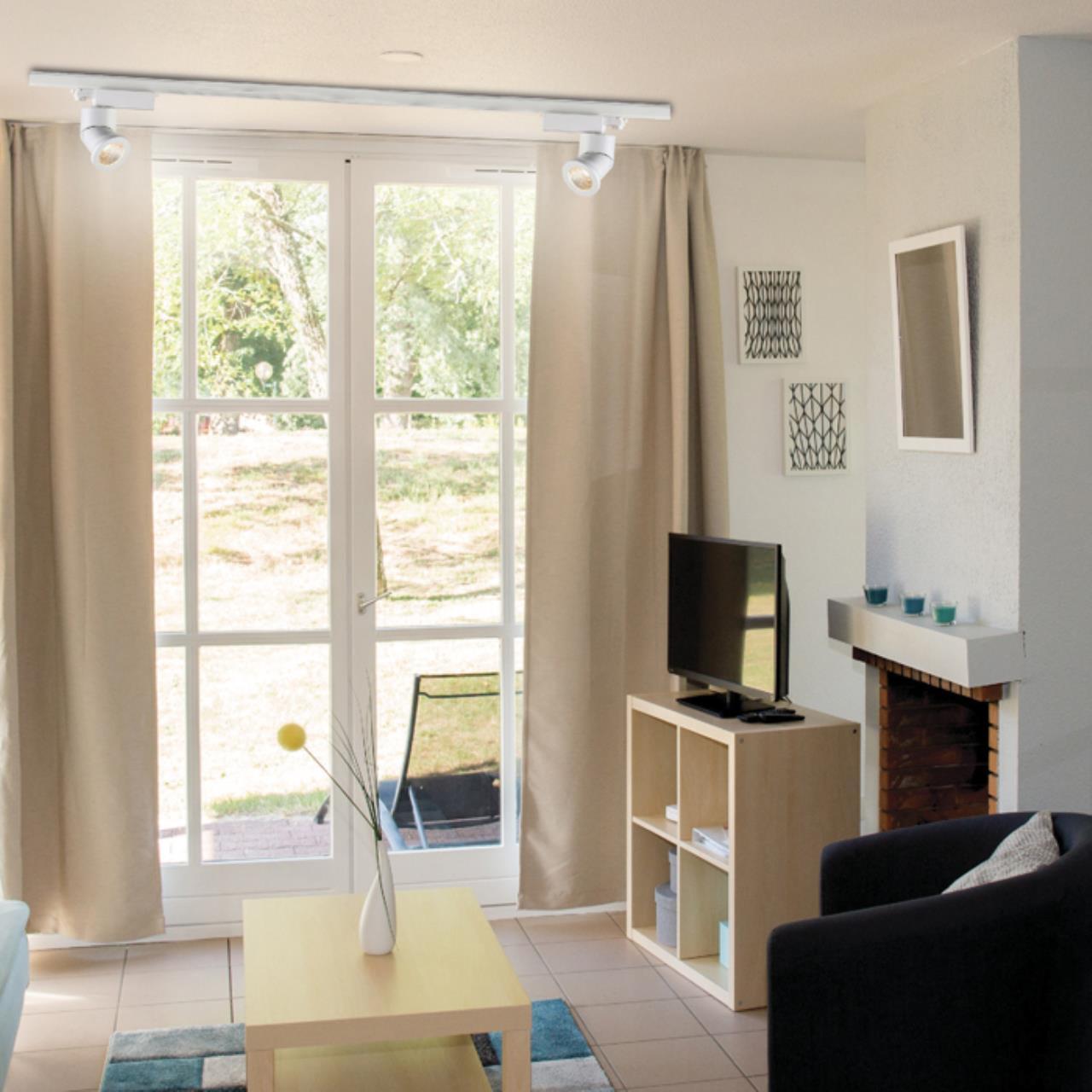 Трековый светодиодный светильник Novotech 357873