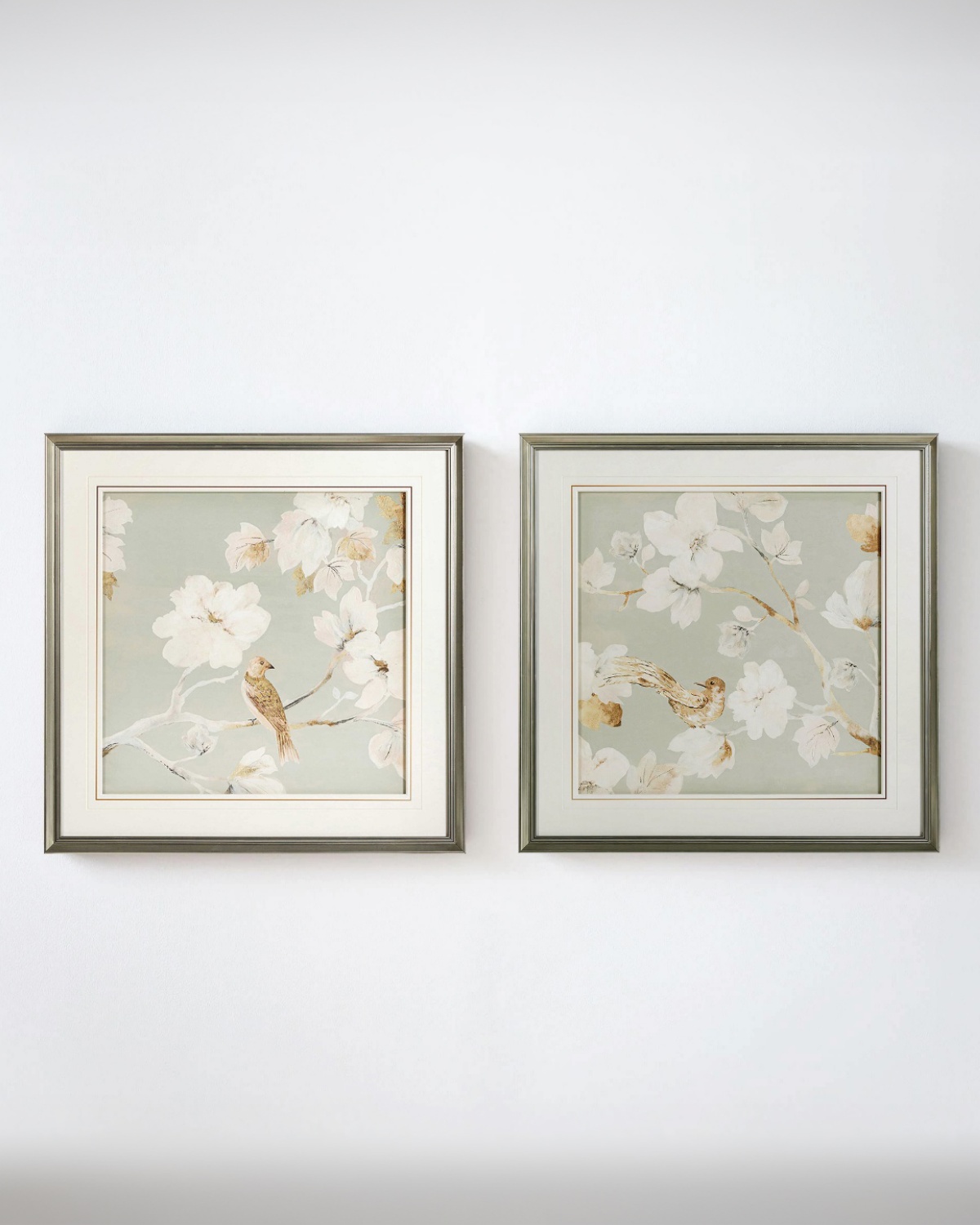 Постер в раме Birds and flowers - II Louvre Home 23P0027