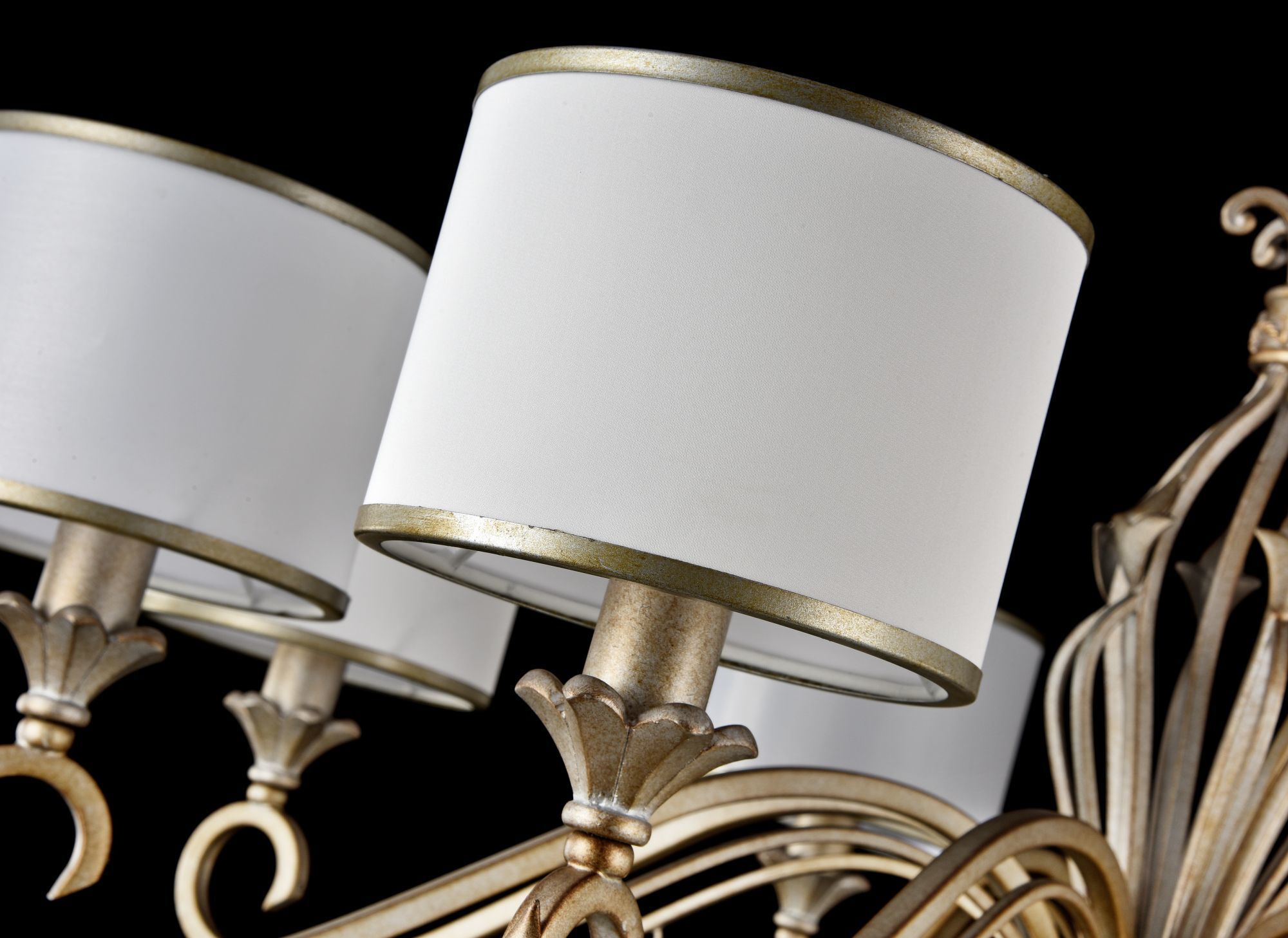 Люстра Maytoni H235-08-G
