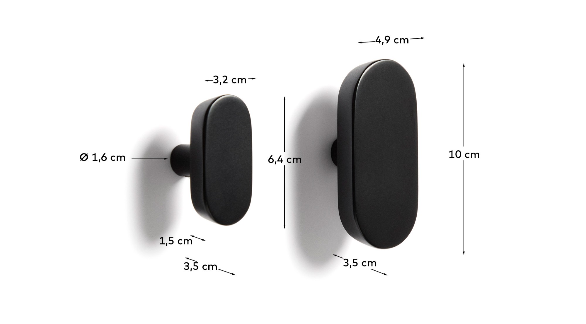 Набор из 2 вешалок Arely из бука с черным лаковым покрытием, 6,5 см/10 см La Forma (ex Julia Grup)