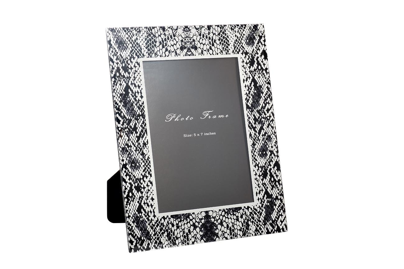 Фоторамка декоративная "Кобра" Garda Decor KFP134