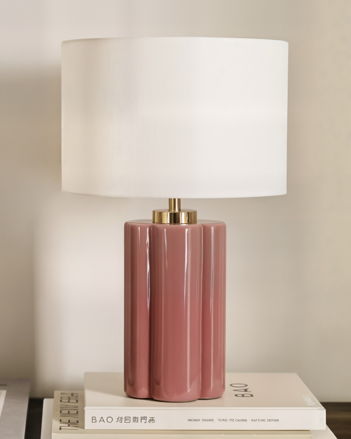 Коралловая настольная лампа Туоми Louvre Home LTL313679MGI