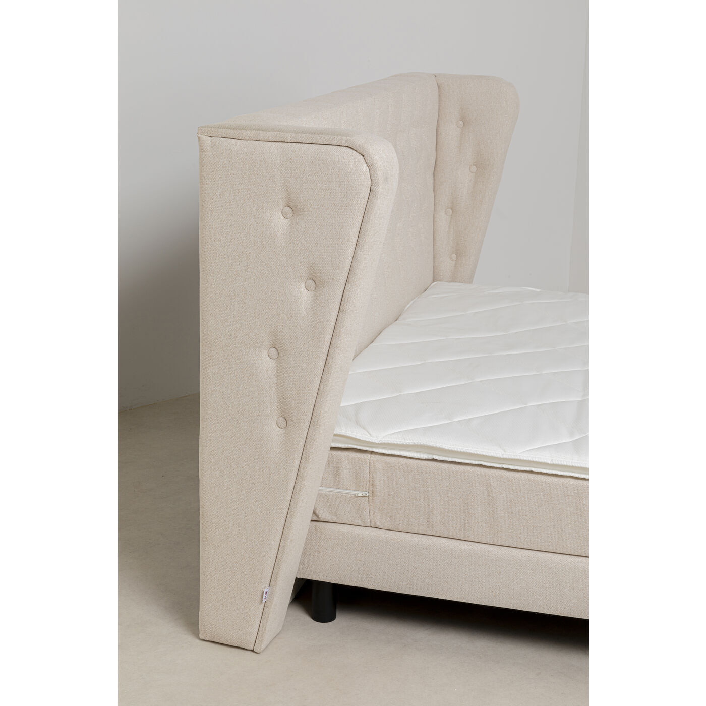 Кровать KARE Benito 86091