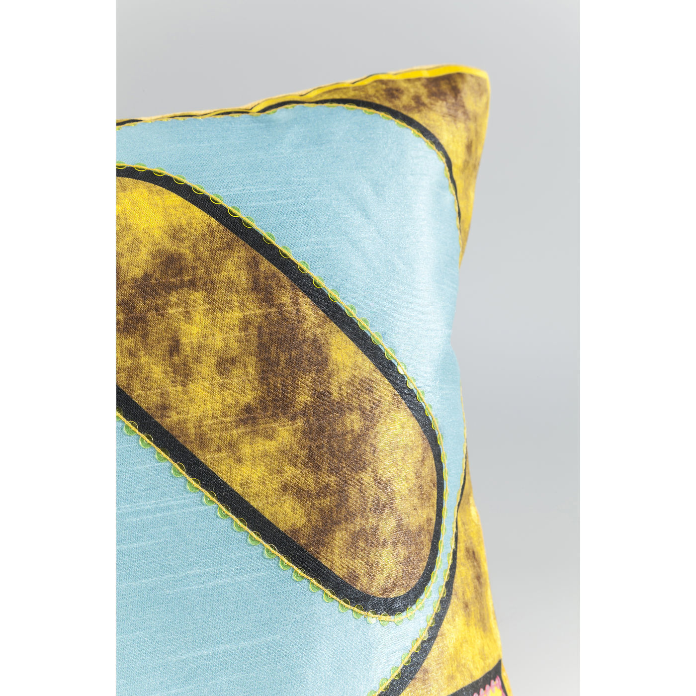 Подушка Love 38717 KARE