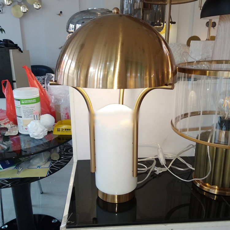 Настольная лампа DAITY by ImperiumLoft