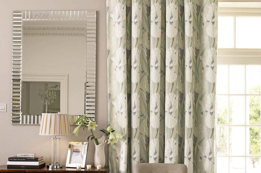 Зеркало в прямоугольной раме Амбер Louvre Home LHVM62