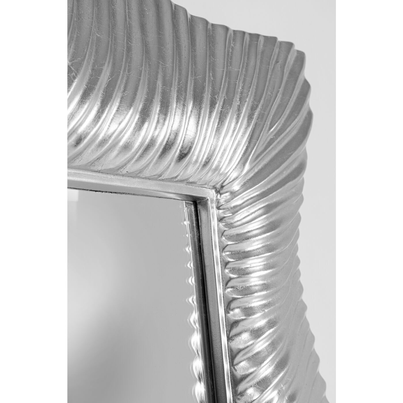 Зеркало Wavy 85696 Kare