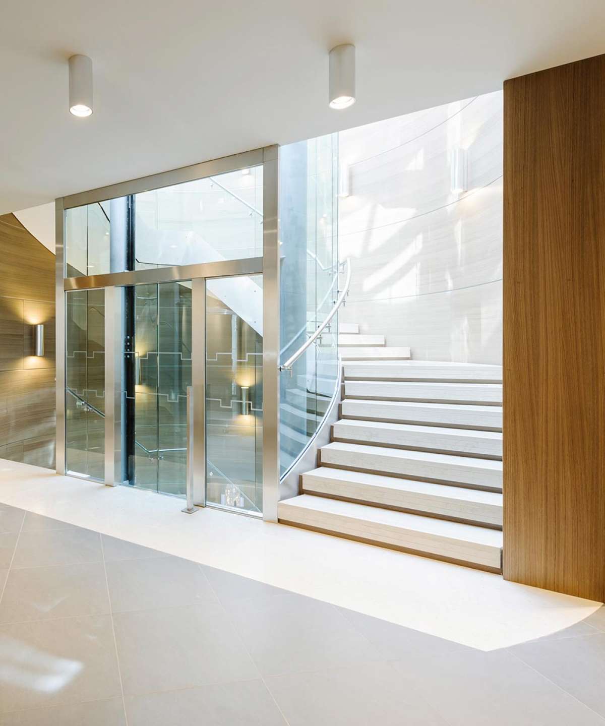 Потолочный светильник Luceplan E04200