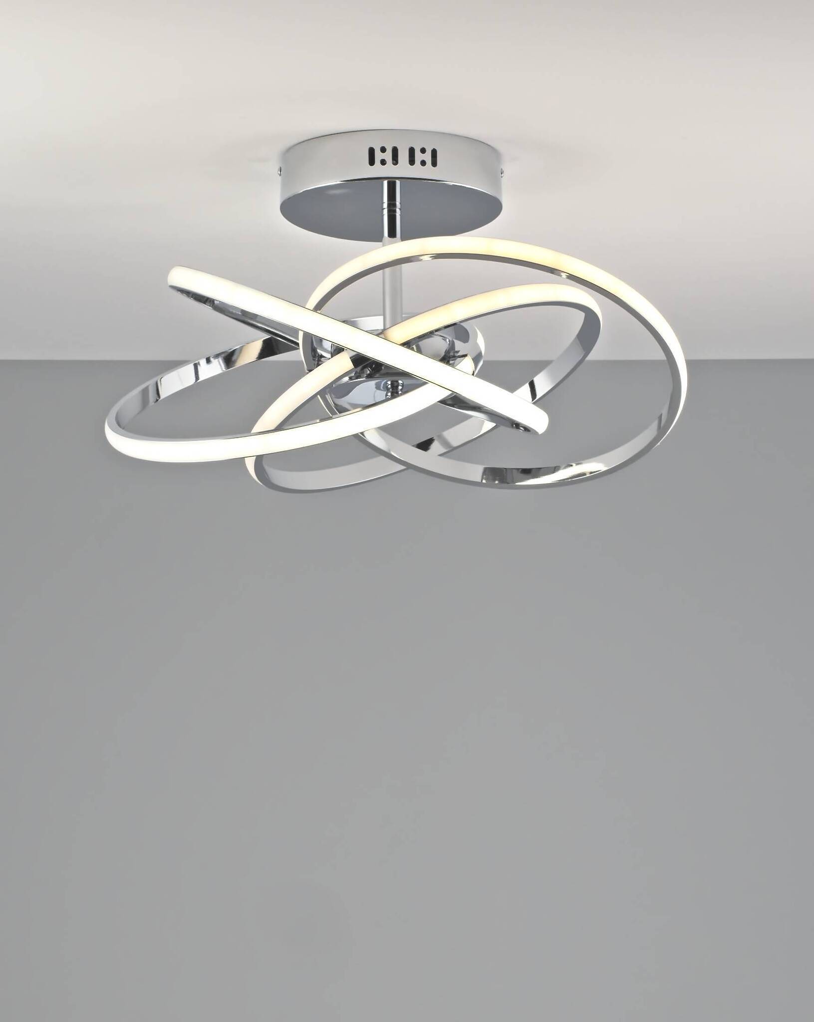 Светодиодная потолочная люстра с пультом Moderli V2821-CL Nino LED 144W