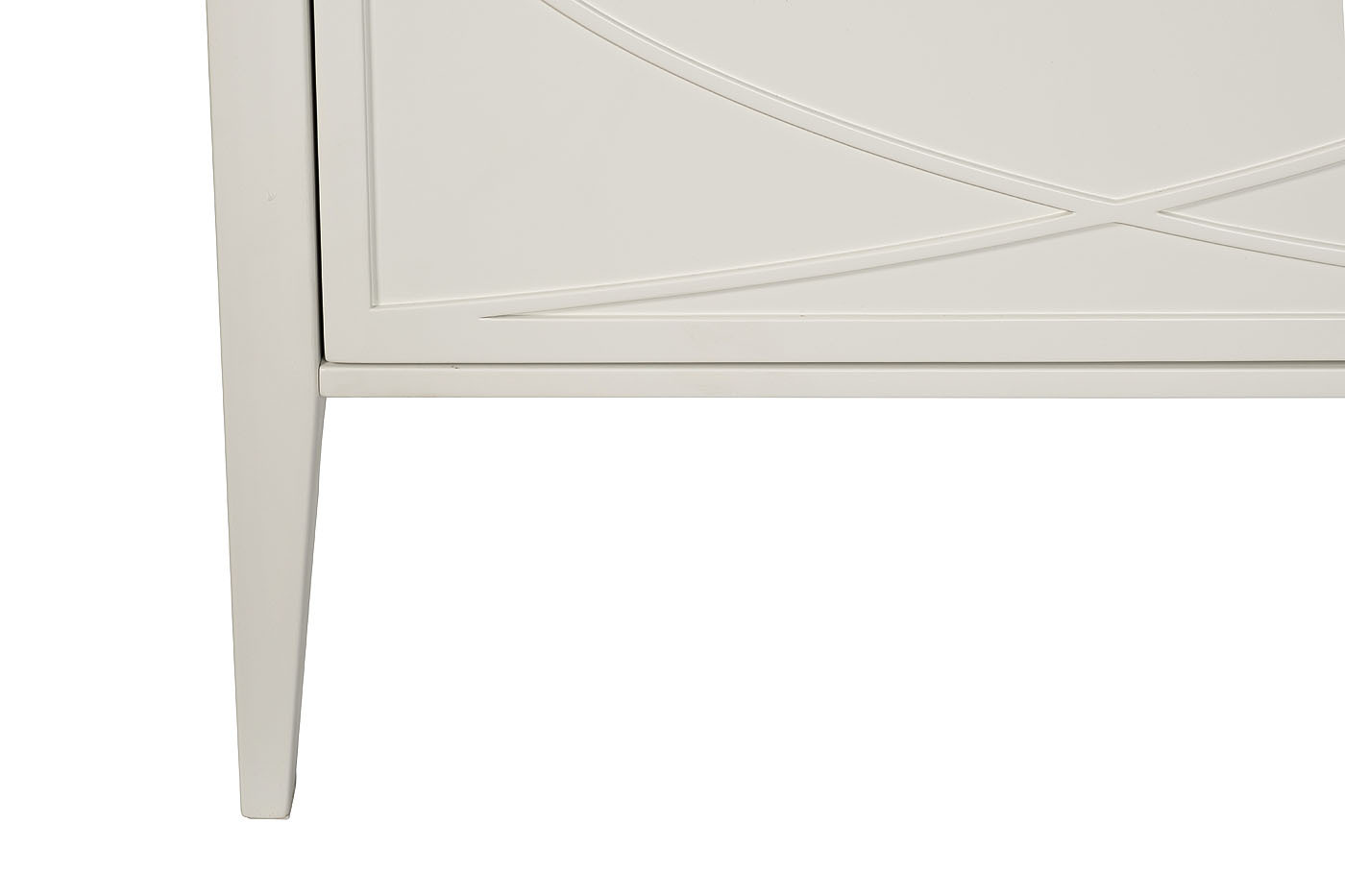 Тумба под телевизор бежевая с дверцами Garda Decor 98BP-GD01TUMB-BEG