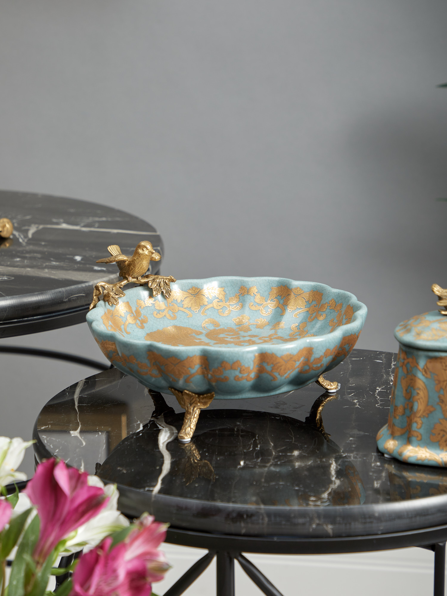 Блюдо с птичкой Glasar 31G2430/C443C/NB4199