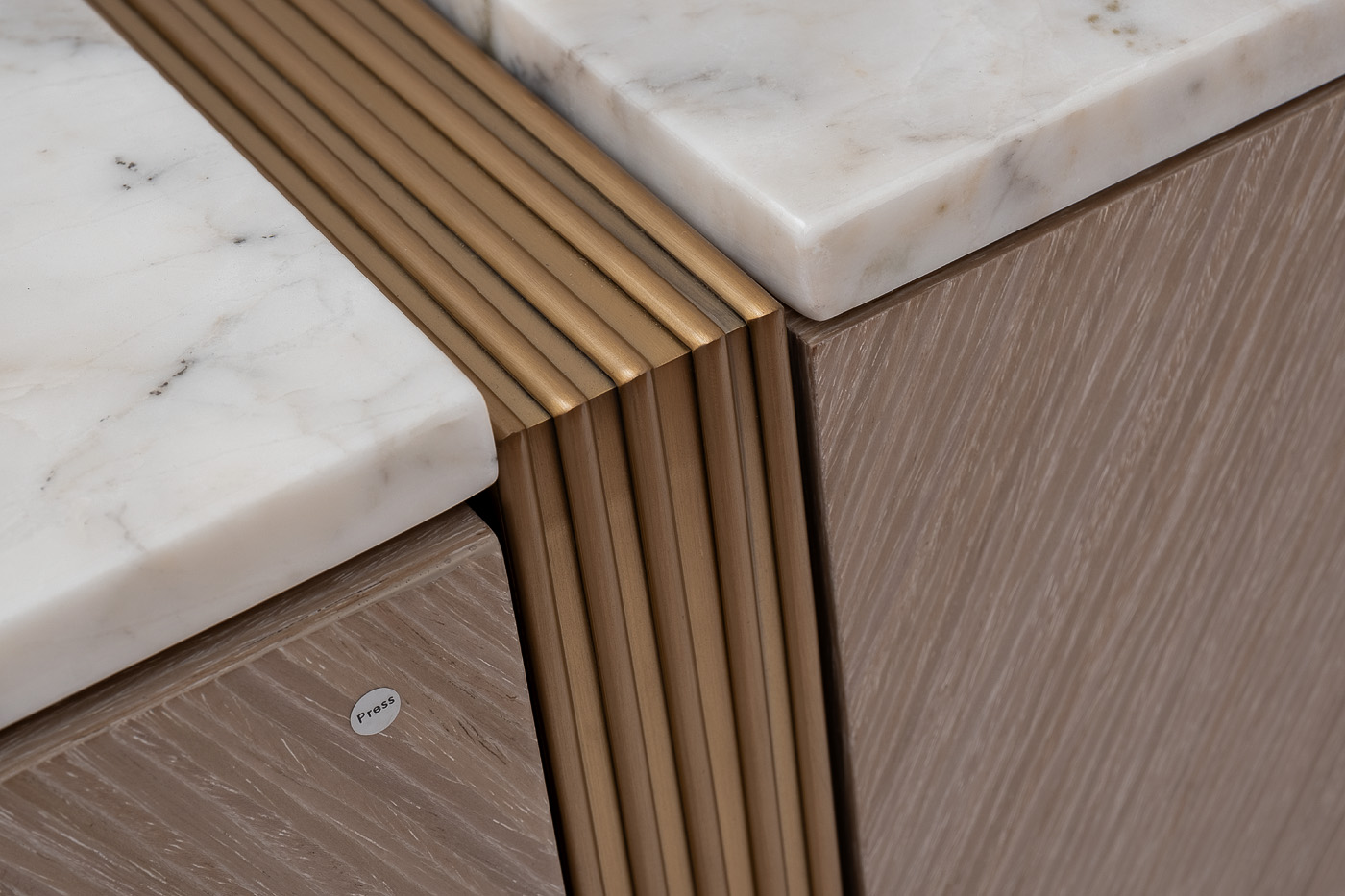 Комод светлый шпон/мраморная столешница Garda Decor 58DB-03185