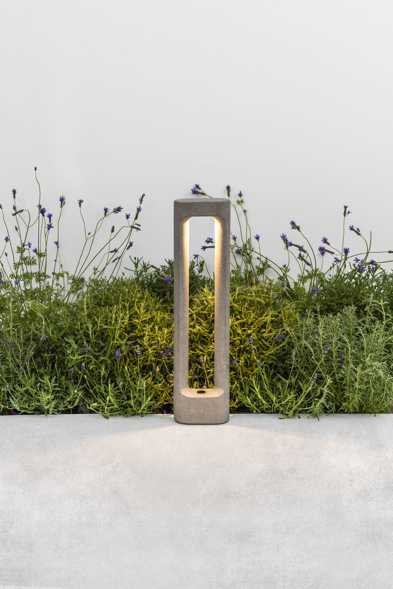 Проблесковый маячок Totem 611 серый 2700K Faro