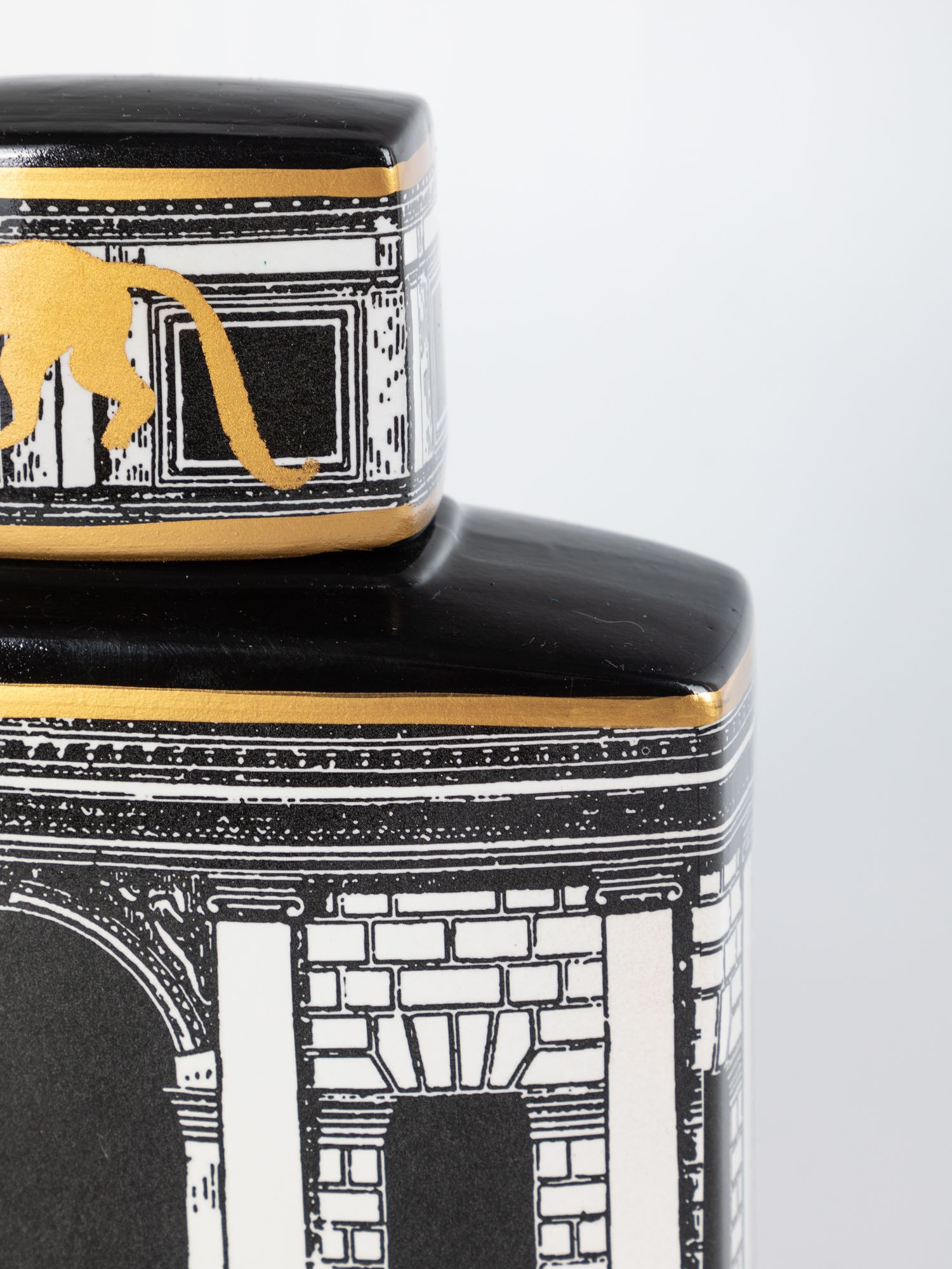 Ваза с крышкой Glasar 58-056