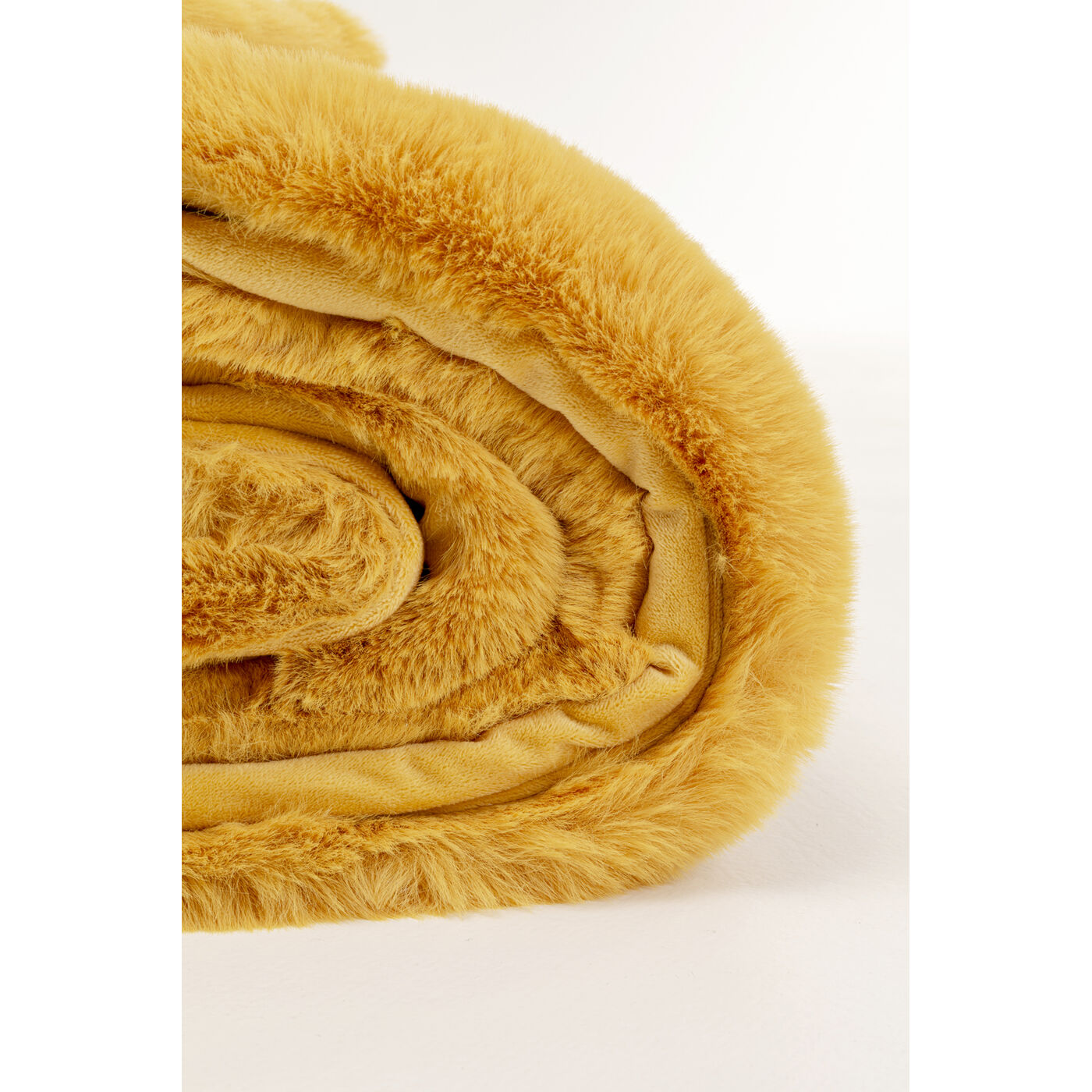 Плед Mika Yellow 150x200cm KARE 57528