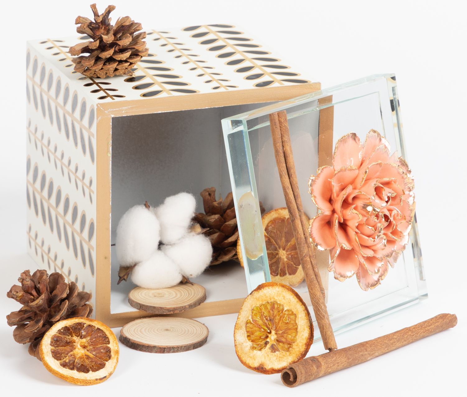 Коробка деревянная с крышкой с фарфоровым цветком Glasar 47-020