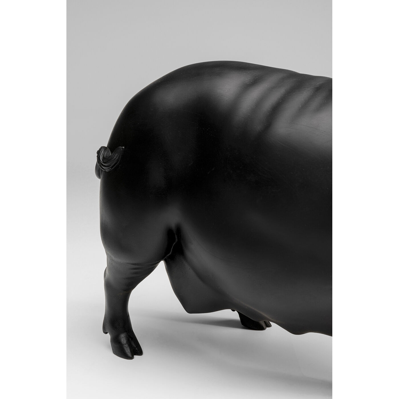 Фигура декоративная Flyin Pig Black 21cm KARE 56907